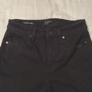 Talbot’s 2P black straight leg jeans